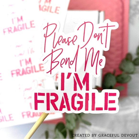 Please Don’t Bend Me I’m FRAGILE - (Pink Sticker) 2" (inches)(48ct.)[GD62-48] - Picture 1 of 4